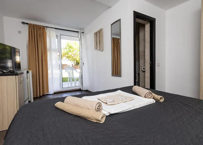 Vila Cornelius Costineşti